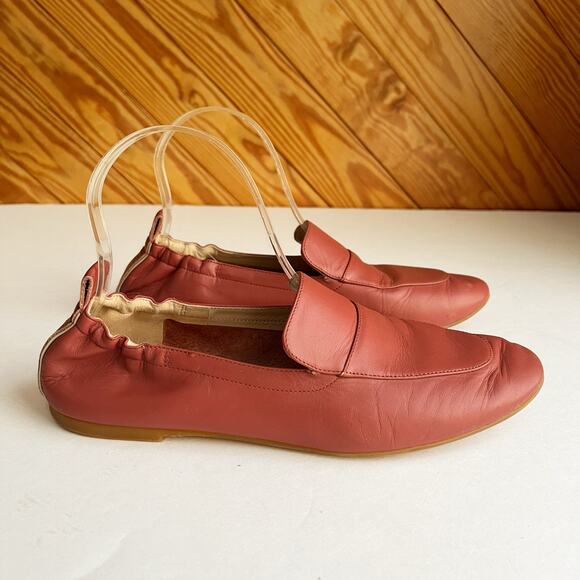 Everlane The Day Italian Leather Loafer in Dark Rose - Picture 2 of 8